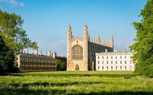 Cambridge university hop-on hop-off bus