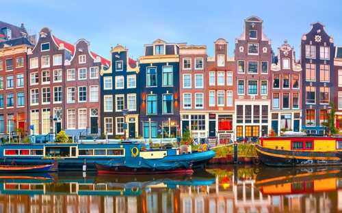 Amsterdam canal open-top sightseeing bus